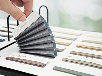 Honeycomb Blinds Fabric vs Roller Blind Fabric:Which Is Better?
